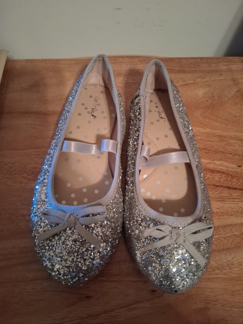 Cat & Jack Girls Silver Glitter Flats with Bow Accent